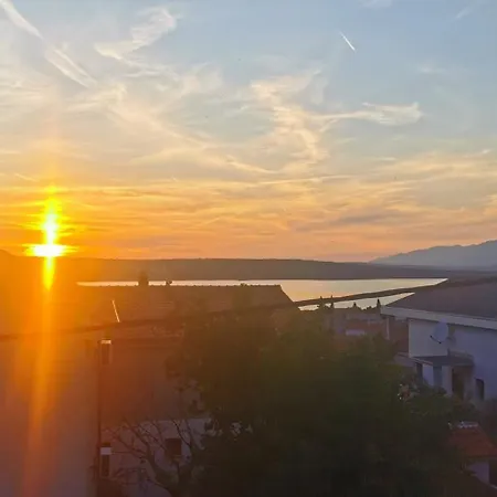 Apartman Casa Lavanda - Karin Gornji