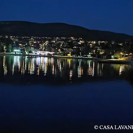 Apartment Casa Lavanda - Karin Gornji